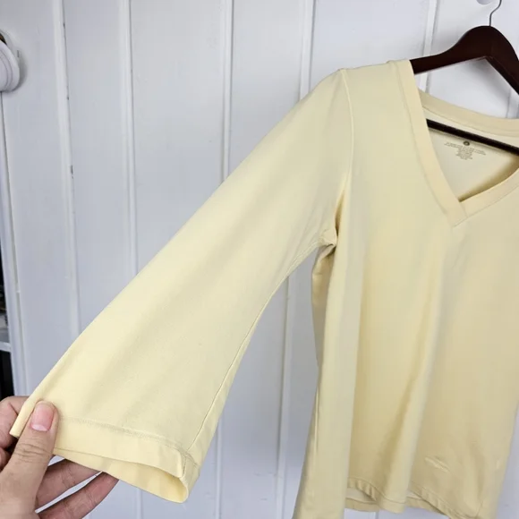 Patagonia Yellow Organic Cotton V Neck 3/4 Sleeve Basic Top Women's Medium - Picture 4 of 10